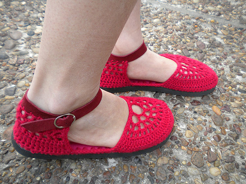 Baby Crochet Shoes That Are Made From Hand