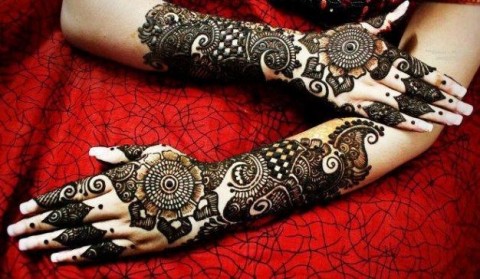 How To Have Best Mehndi Designs For Brides 2015