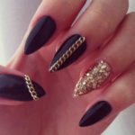 acrylic nails