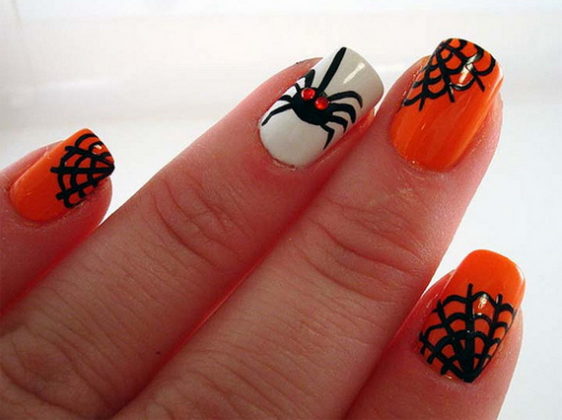 Creepy Halloween Nail Art Ideas To Try This Season