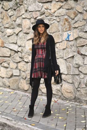 Tartan Winter Clothing Trend For Girls This Fall Season