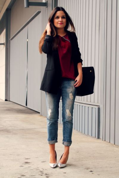 burgundy outfits