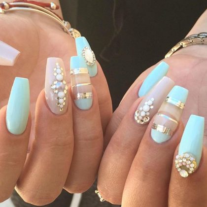 Simple Stylish Nail Designs To Try With Any Outfit