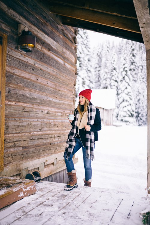 How To Wear Snow Boots With Jeans Winter Outfit Ideas