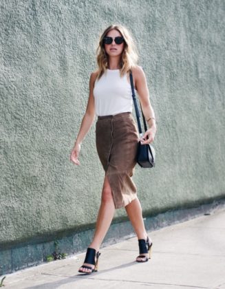 Summer Button Front Skirt Outfits Every Girl Should Try