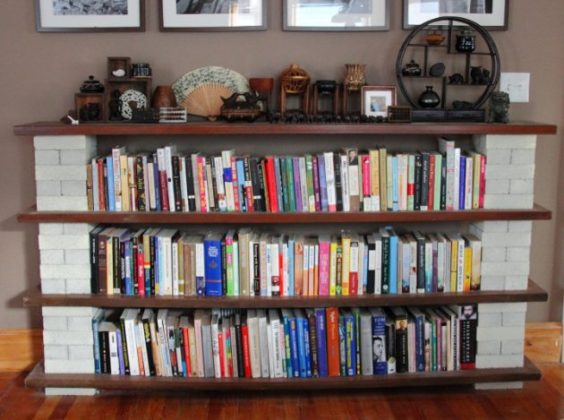 DIY Book Shelf Ideas To Use The Empty Space In The Room