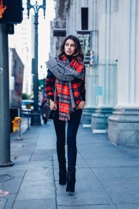 Tartan Scarf Trend During Cold Days Of Winter For Women