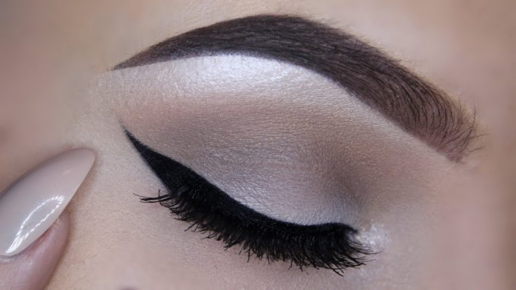 Taupe Eyeshadow Makeup Ideas For Summer Season